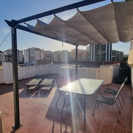 Beautiful Penthouse Solarium In Boliches Beach ฟูเอนฮิโรลา ภายนอก รูปภาพ